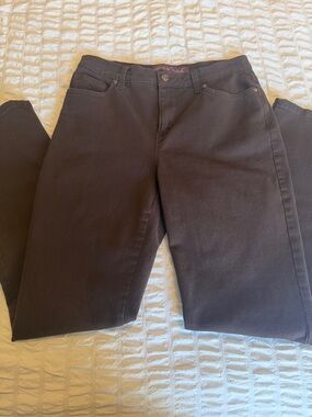 Gloria Vanderbilt Skinny Jeans in Dark Brown